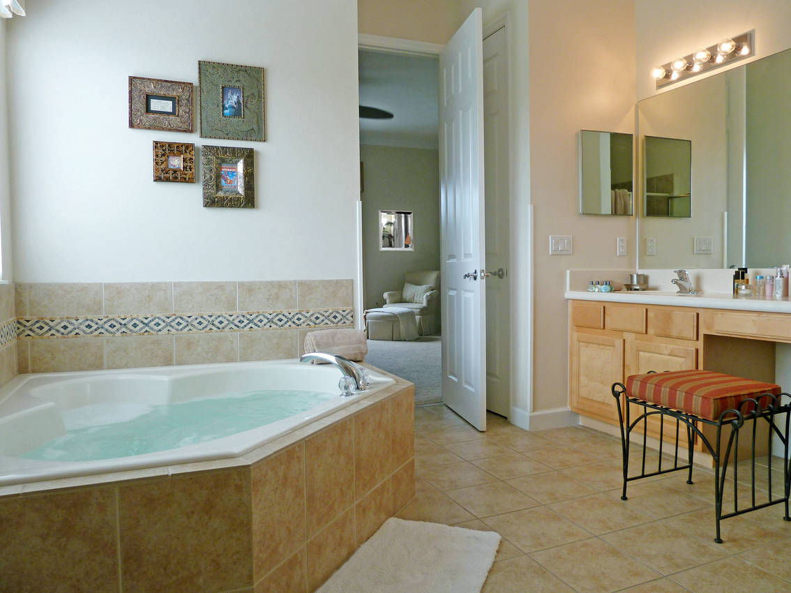 Disney 5 Star Orlando vacation rental 4 bath